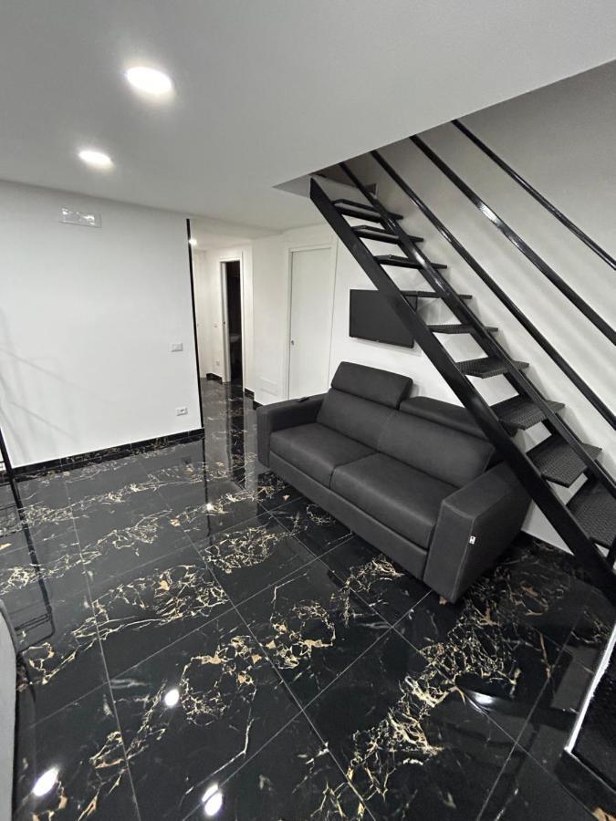 Giovanni Luxury Suites Неаполь Экстерьер фото