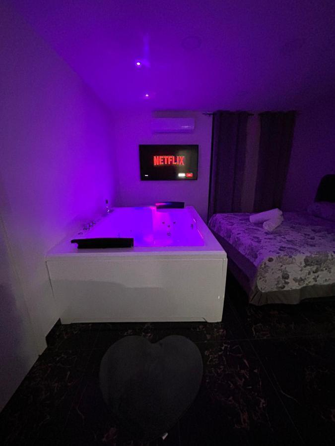 Giovanni Luxury Suites Неаполь Экстерьер фото