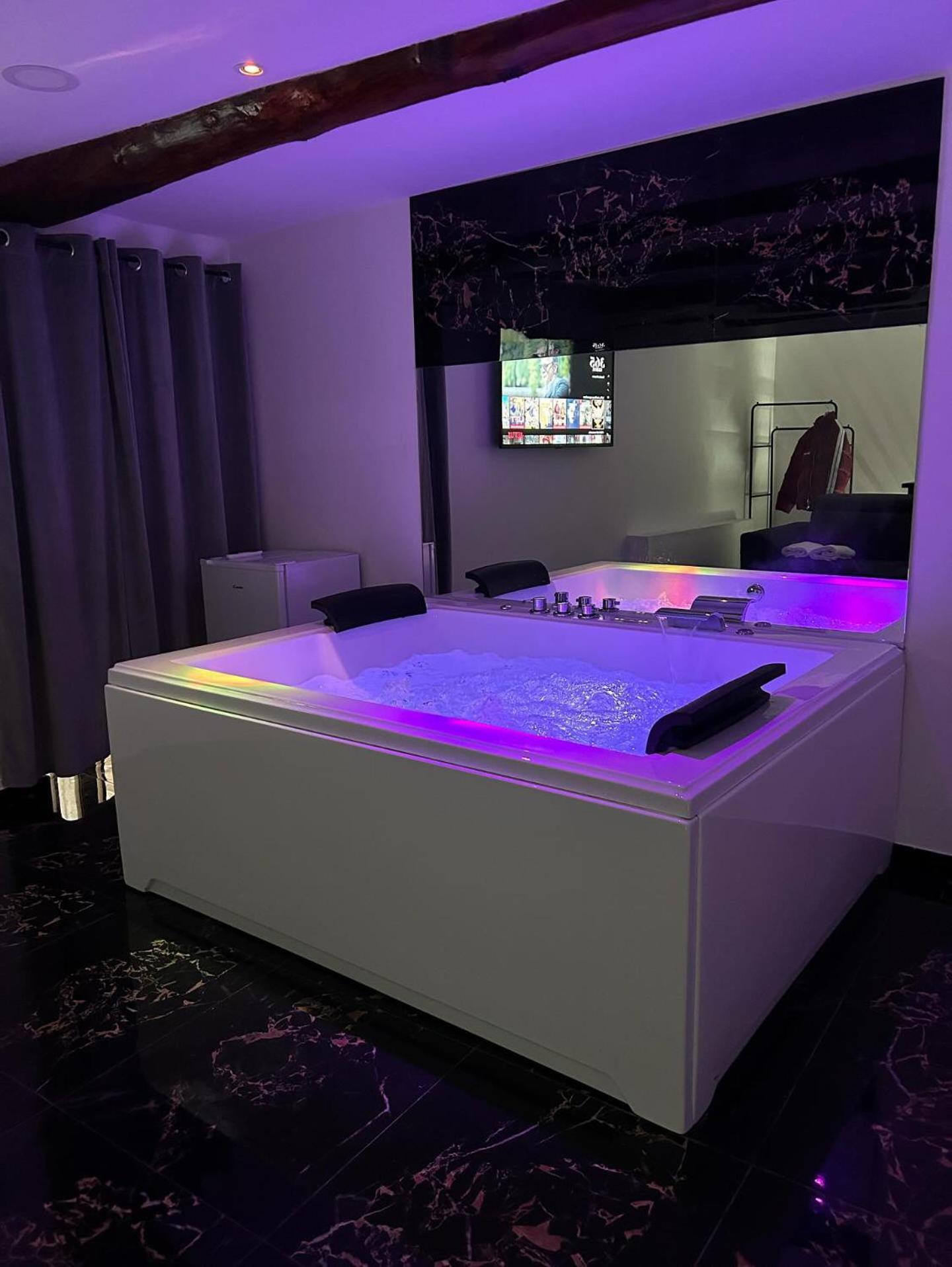 Giovanni Luxury Suites Неаполь Экстерьер фото